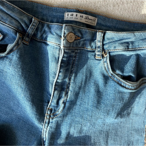 Cropped Skinny Jean with Cheetah Detail - Picture 4 of 5